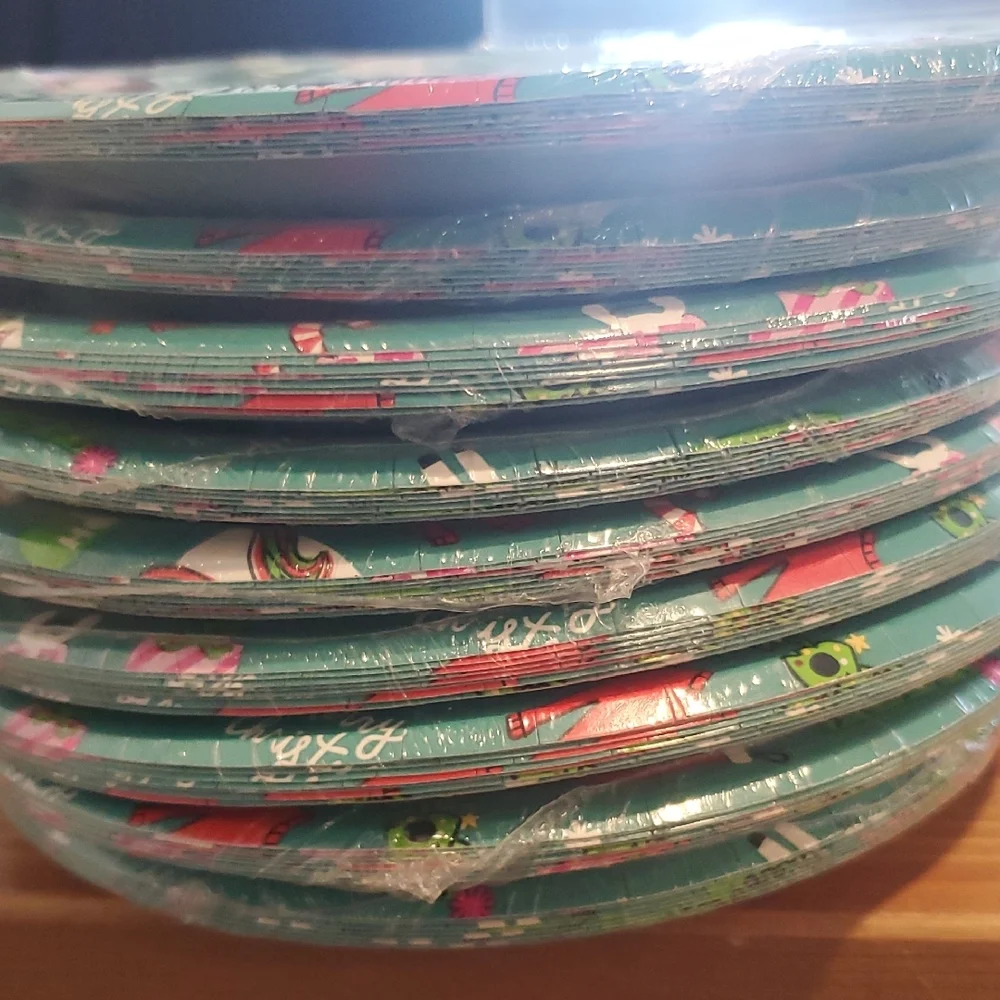 Last Call - Wondershop Festive Llama and Unicorn Paper Plates - Teal and Red